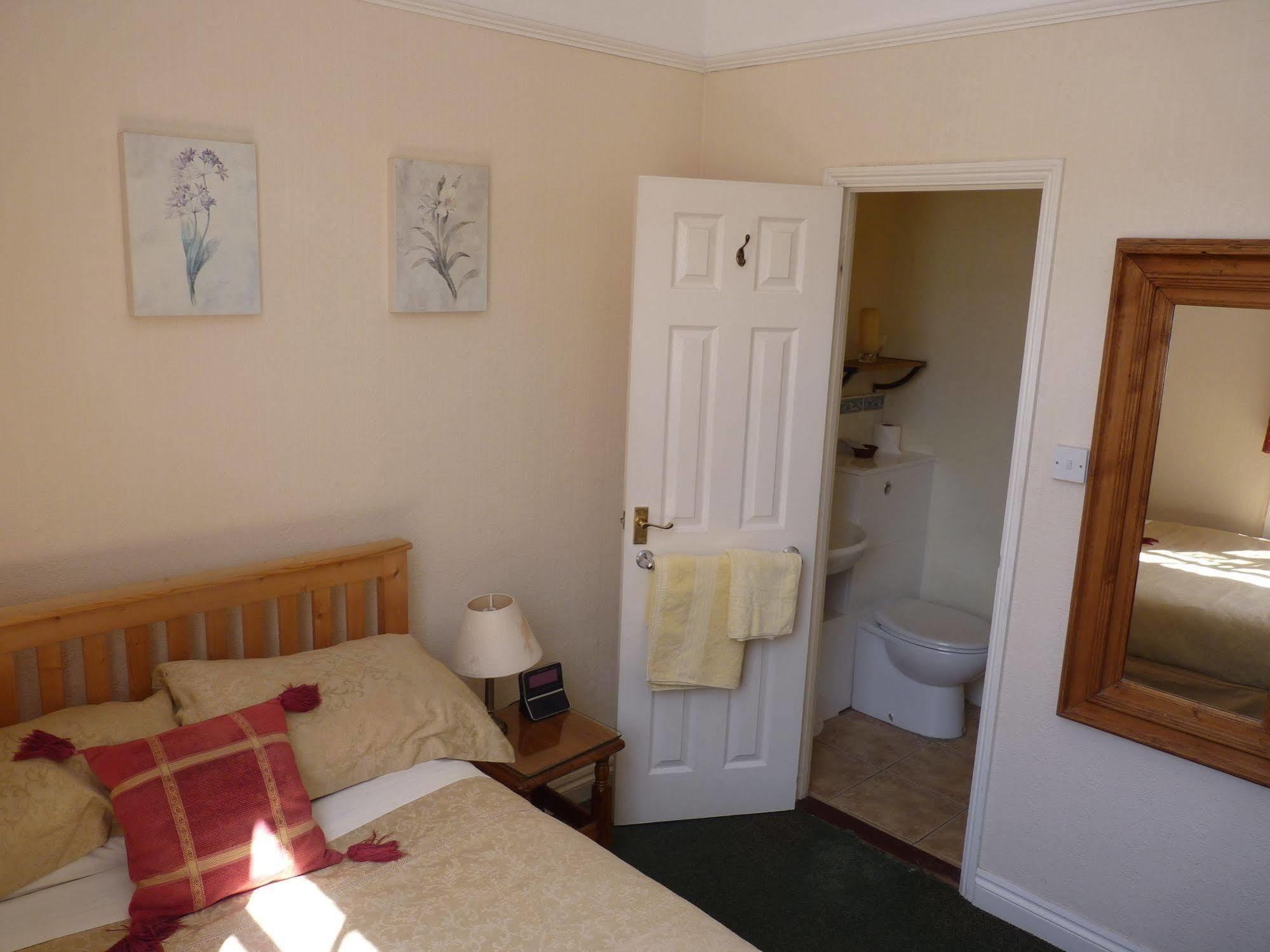 Bed and Breakfast Newport Quay Exteriér fotografie